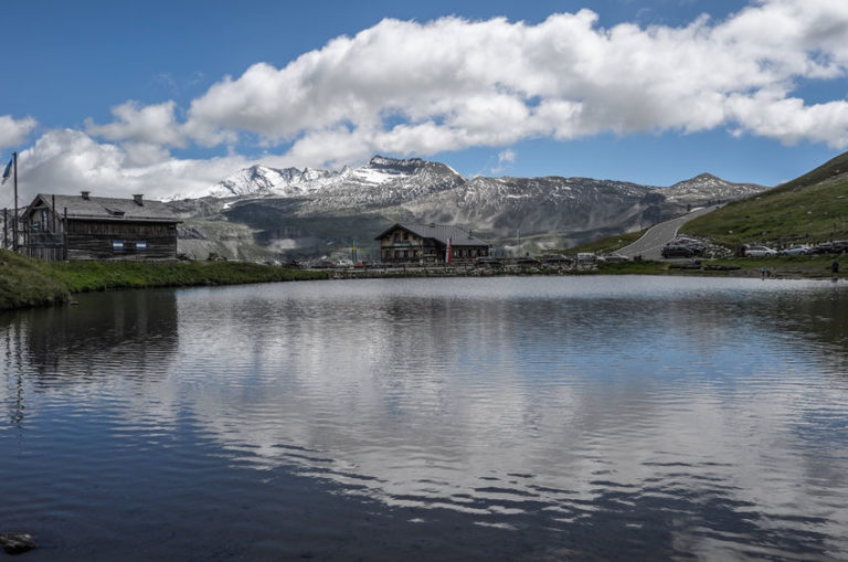 Eine Aufnahme des Glocknerhaus an der Glockner Hochalpenstrasse